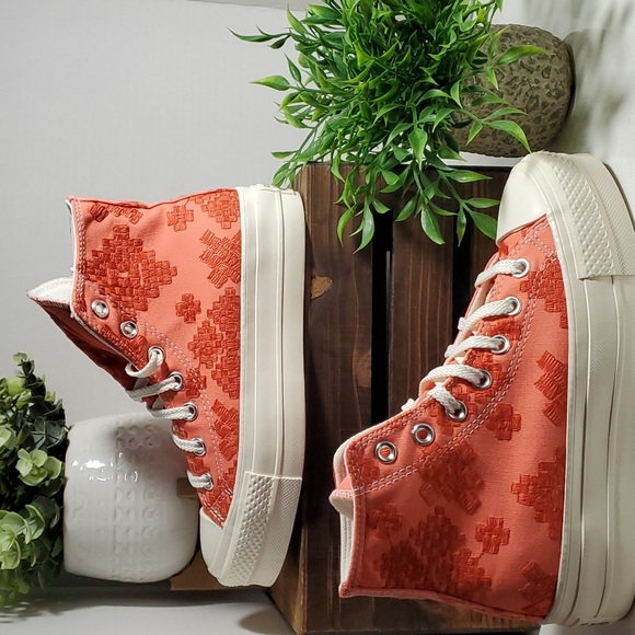 Converse CTAS Lift Platform Tonal Embroidery Womens Sz: A02233C - Picture 9 of 15